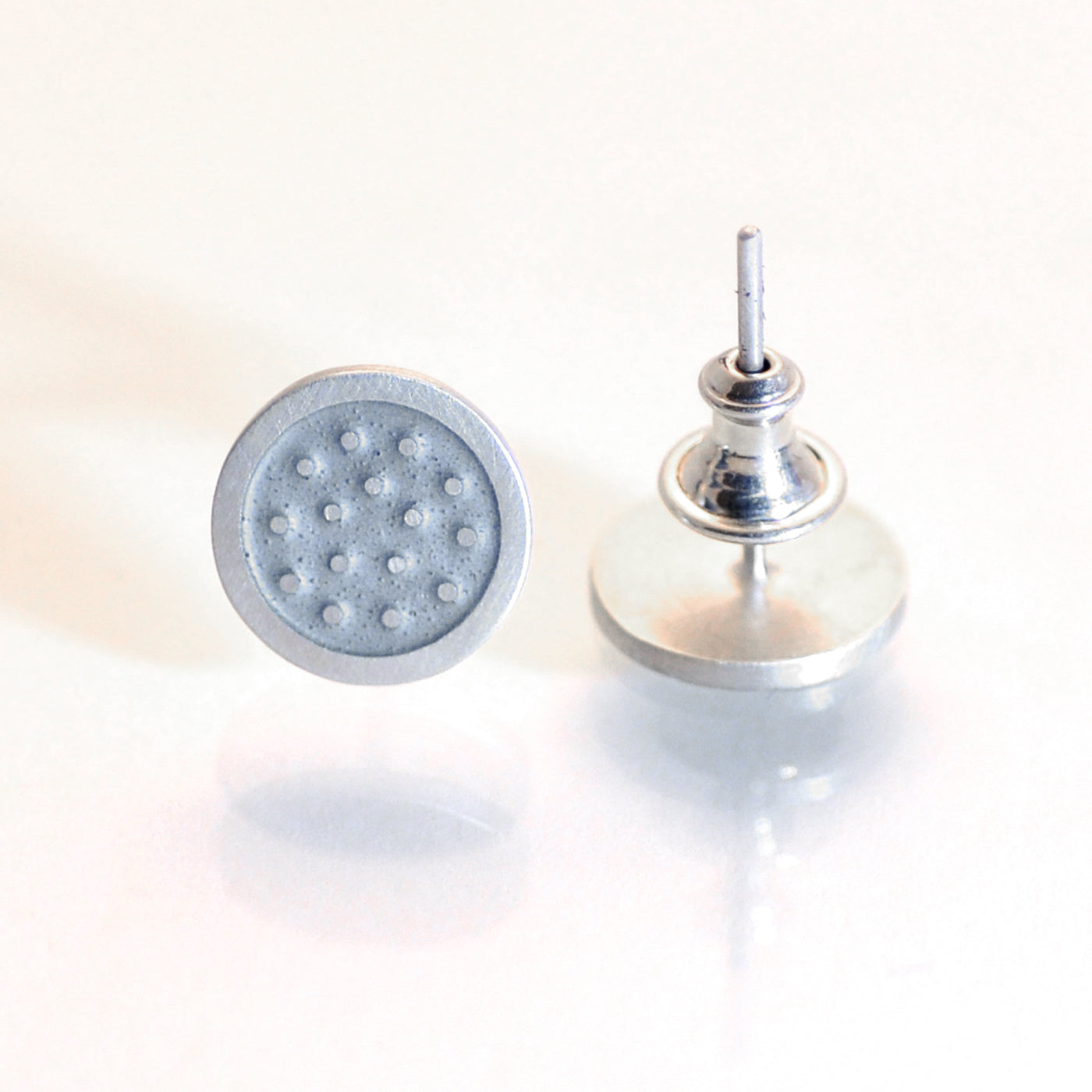 Dotty silver and violet grey enamelled ear studs