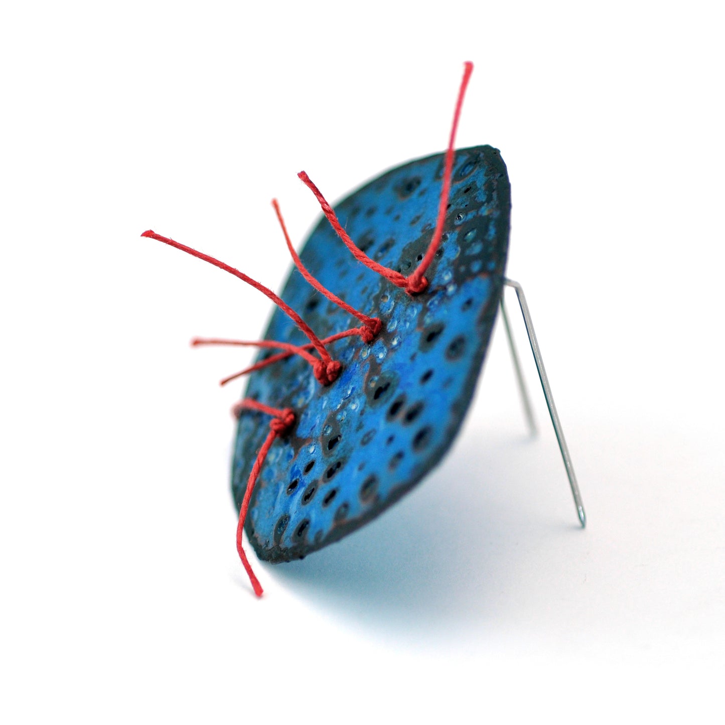 Brooch, Blue and Red thread