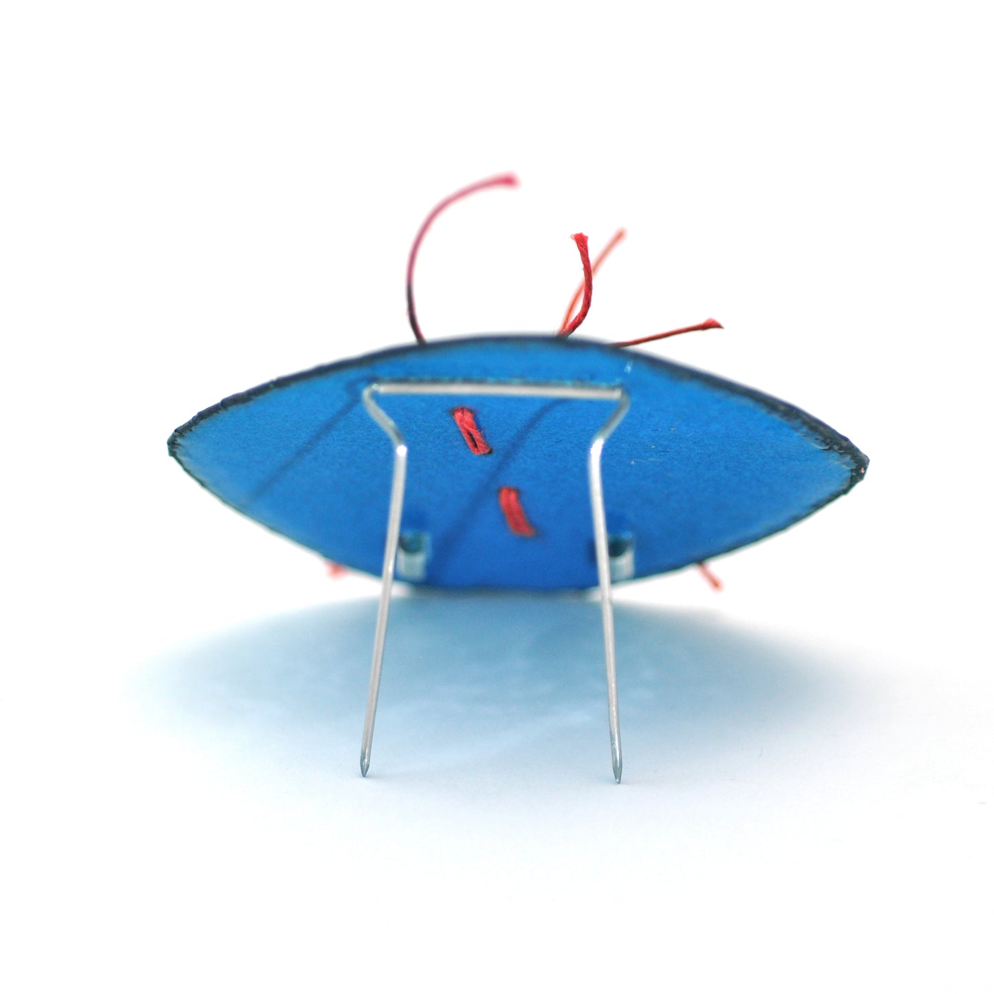 Brooch, Blue and Red thread