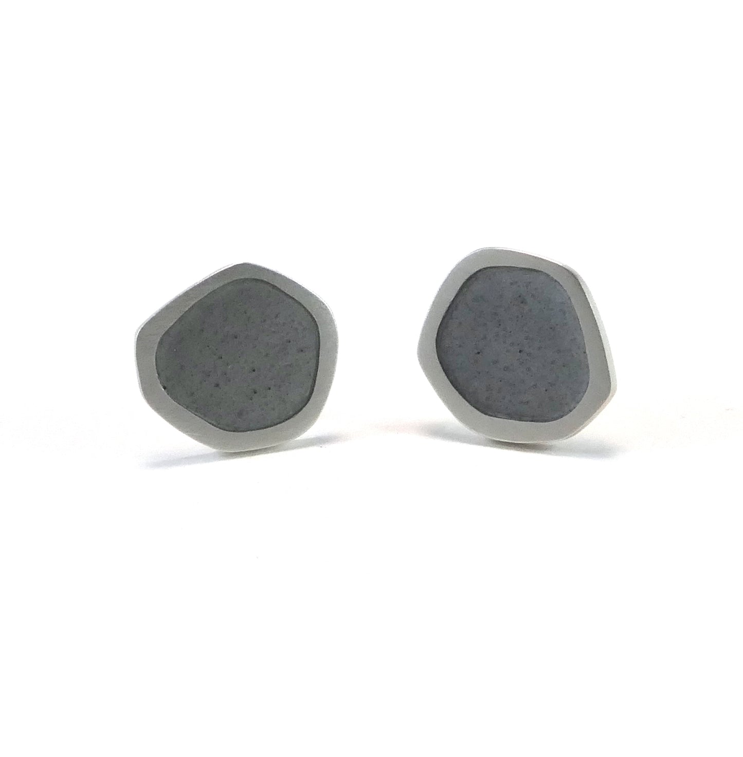 Flat boulder stud earrings, silver and violet grey enamel