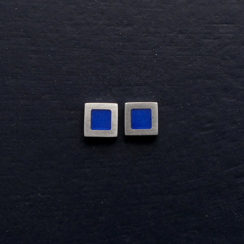 Tiny-5mm-square-sterling-silver-stud-earring-with-enamel-colour-in-centre