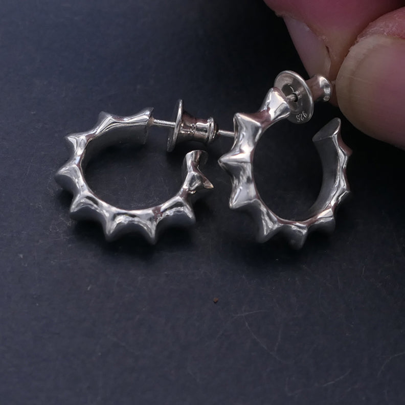 Bobbly silver earrings