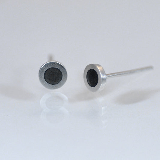 Tiny Round silver and enamel ear-studs, this colour, earth grey
