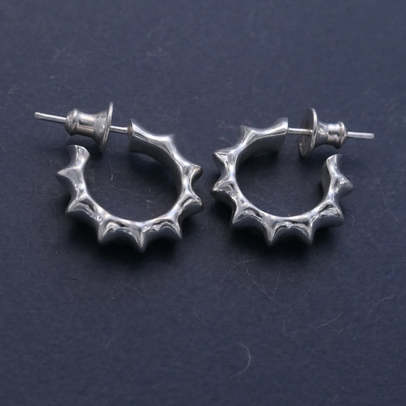 Bobbly silver earrings
