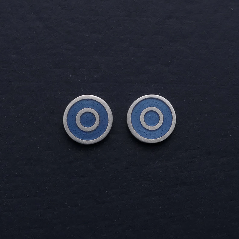 Small-flat-round-ear-studs-with grey-blue-coloured-enamel-in-the-centre
